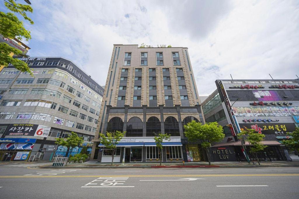 Business Design Hotel Luv Incheon Exterior photo